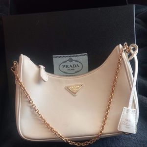 Prada Re-Edition 2005 Saffiano Leather Bag